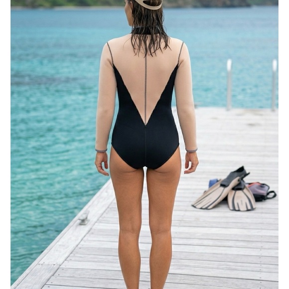 Scuba diving wetsuit Elegant Beige and Black One Piece - Picture 2 of 6